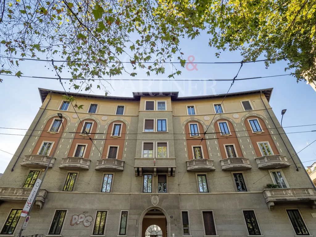 Trilocale Milano Piazza Piola 5 - facciata