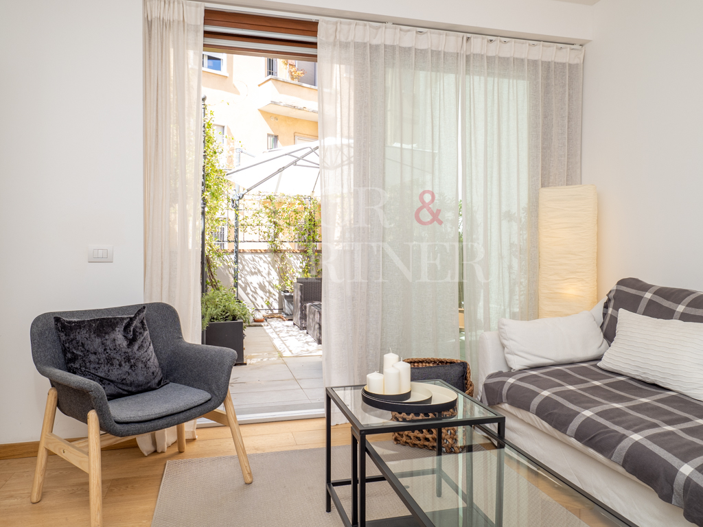 Trilocale In locazione Milano Via Costanza 38 - living