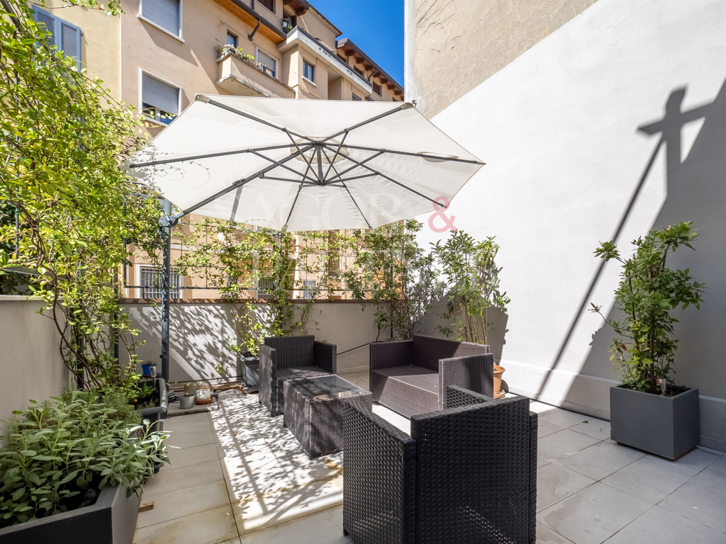 Trilocale In locazione Milano Via Costanza 38 - Terrazzo arredato
